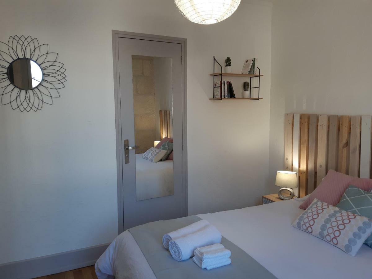 Le Vaillant, Appartement T2, Proche Gare, Hyper-Centre Et Marais, 1 A 2 Personnes, Wifi 博格斯 外观 照片